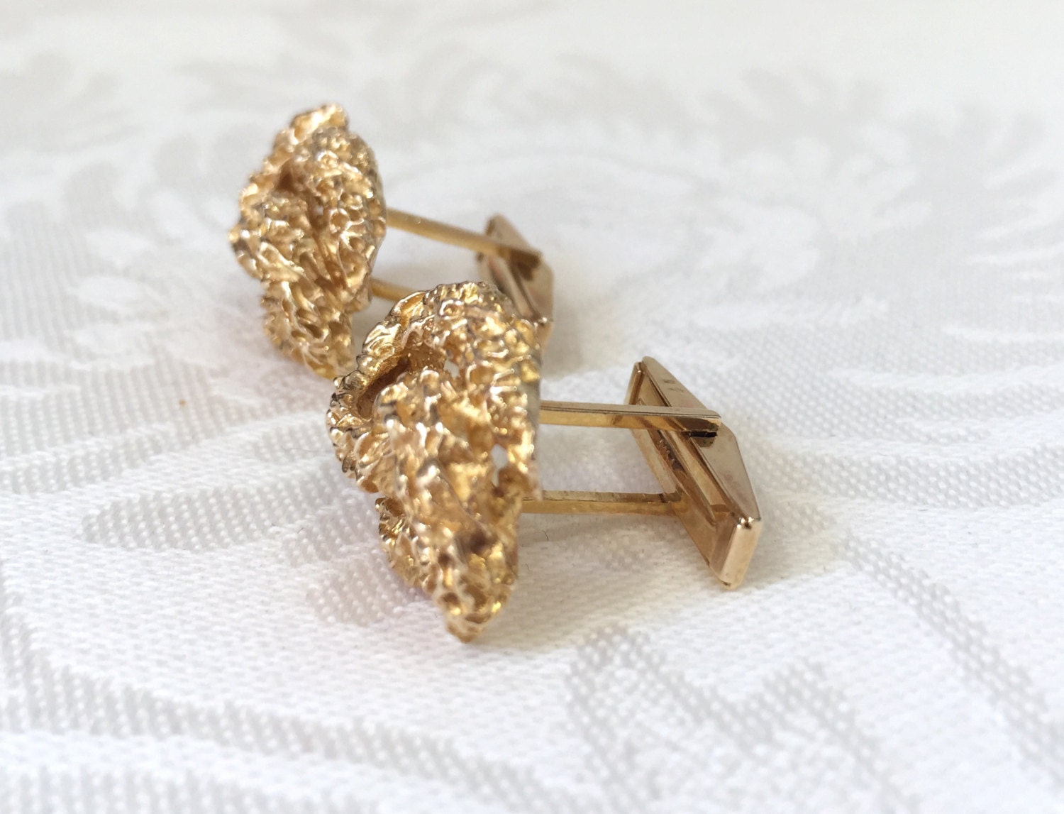 Nuggett Vintage Cuff Links 14K Yellow Gold Love Knot Cuff - Etsy