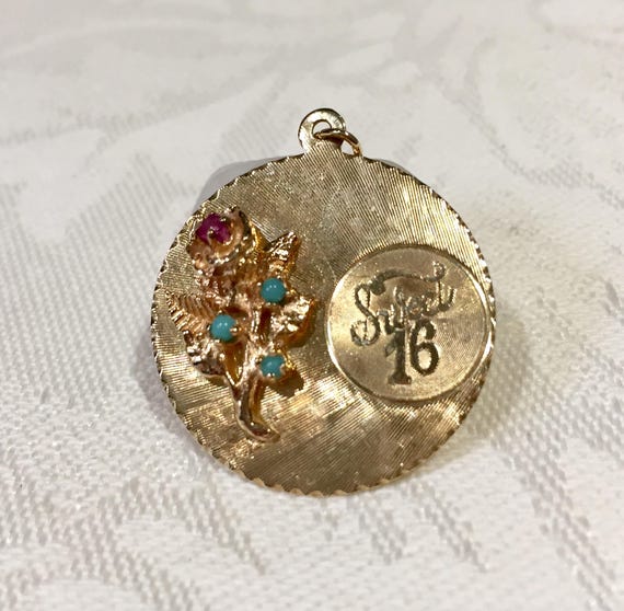 14K Yellow Gold Sweet 16 Charm
