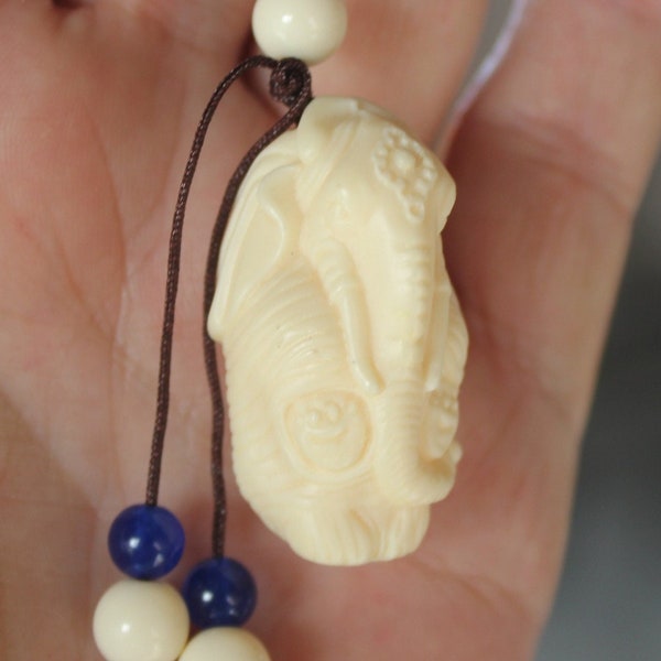 IVORY NUT ELEPHANT Keychain * Carved Vegetable Tagua Nut, South America * Ornament, Hanging, Gift, Ganesha