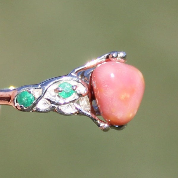 2.56 ct Pink CONCH PEARL RING * Size 6.75 * Sterling Silver .925 * Genuine Emerald Accents * Trillion Shaped Fiery Pink South Sea Gem *