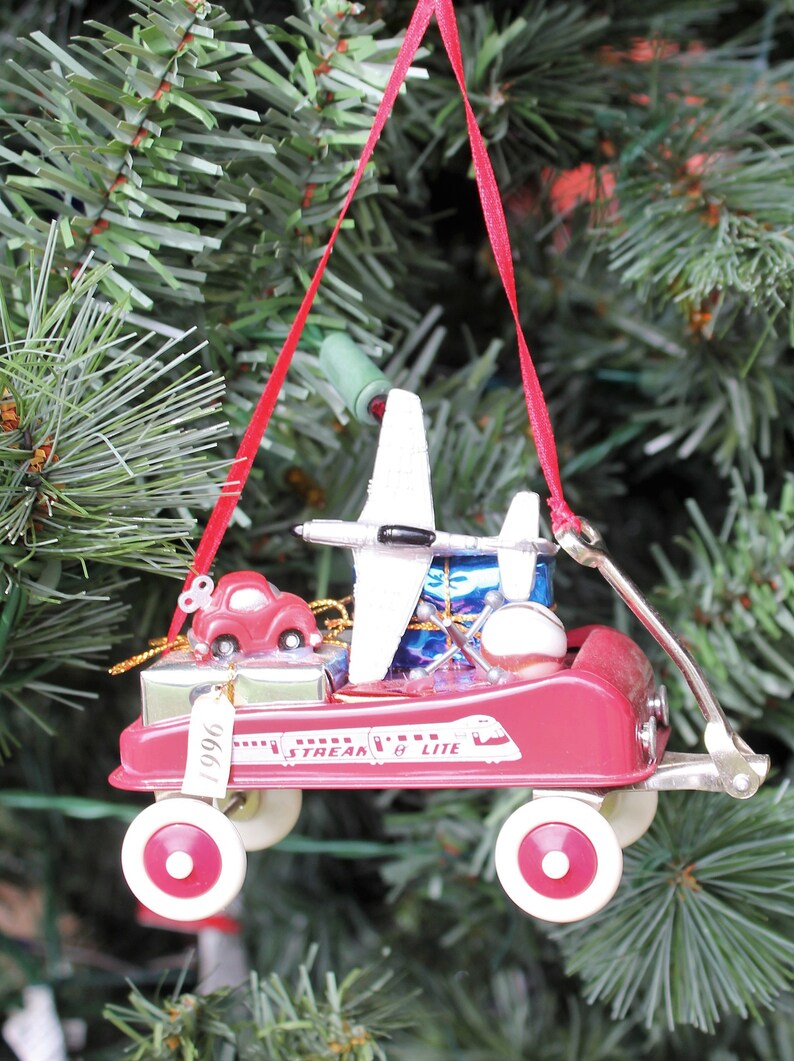 RADIO FLYER WAGON Ornament w/ Christmas Toys Vintage 1996