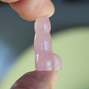 1" ROSE QUARTZ PENIS * Bachelor, Bachelorette Party, Gags * Carved Stone Rock Crystal * Fun Phallic Gift Fertility Rituals Energy