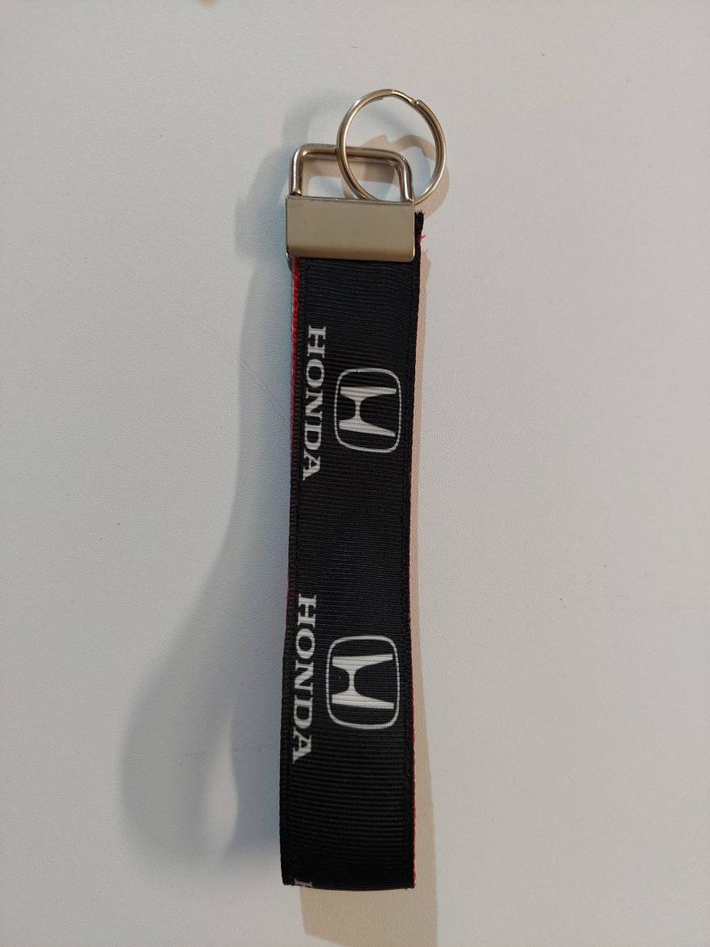 Honda keychain image 3
