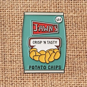 Herr&#39;s Jawn&#39;s Crisp &#39;n Tasty Potato Chips Bag Enamel Lapel Pin