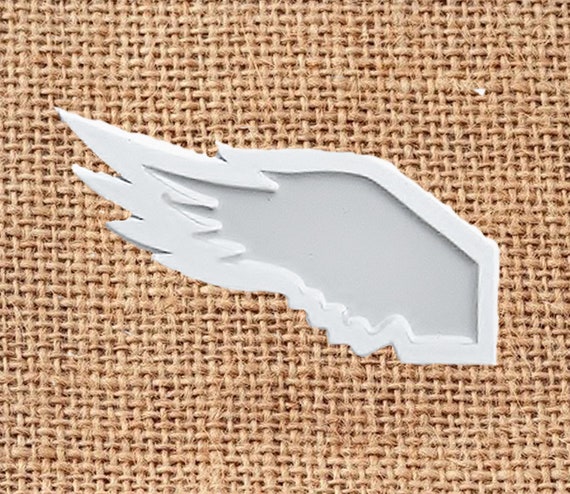 Philadelphia Eagles Lapel Pin, White