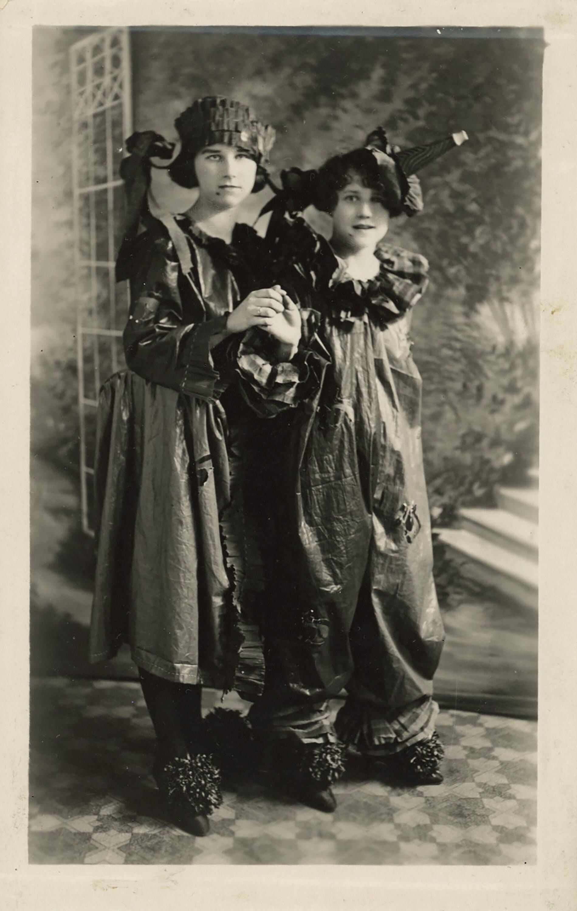ADORABLE WOMEN CLOWNS 1920s real photo post card vintage adorable girls in clown costume studio photograph super cute