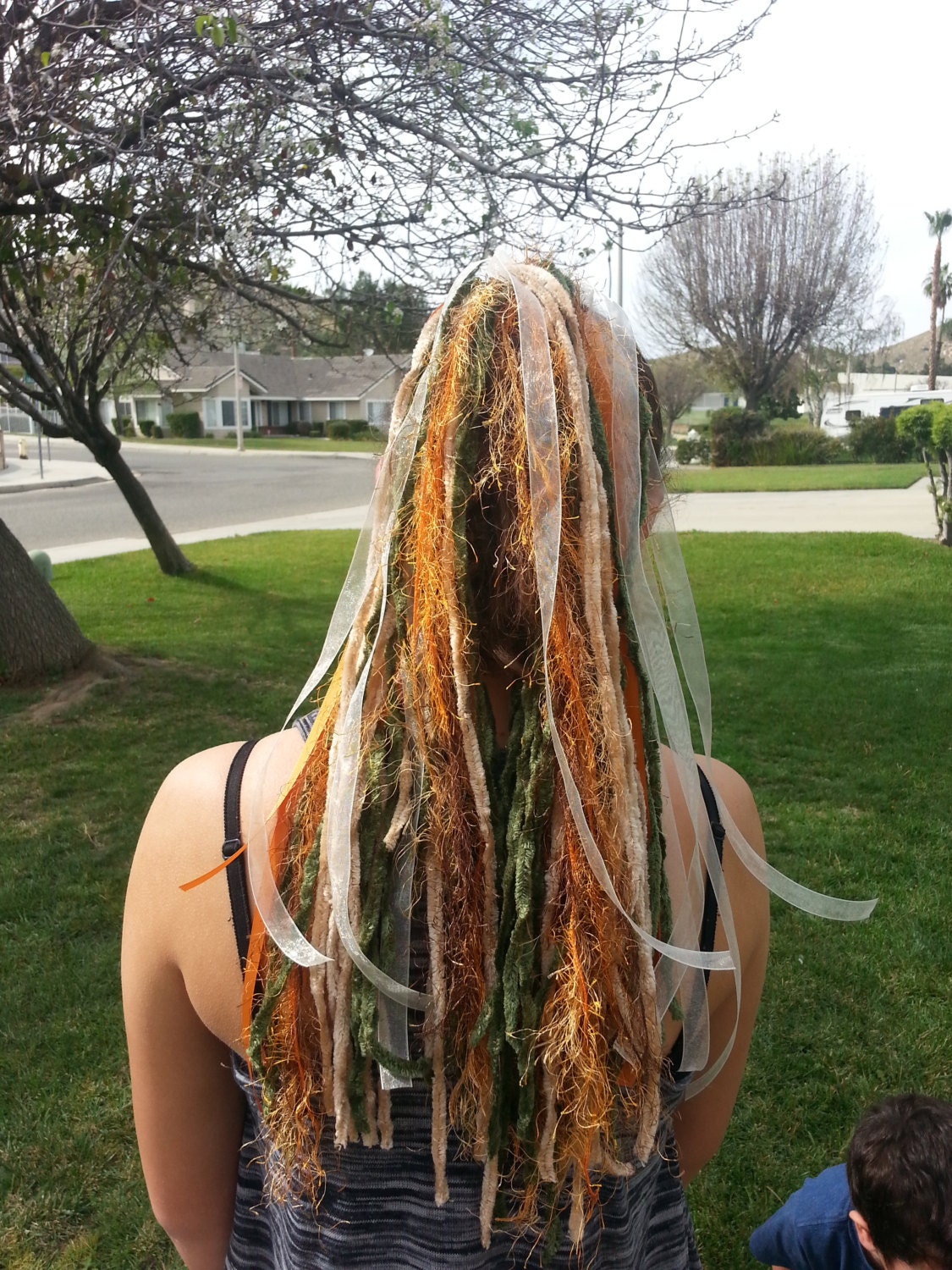 Hair falls