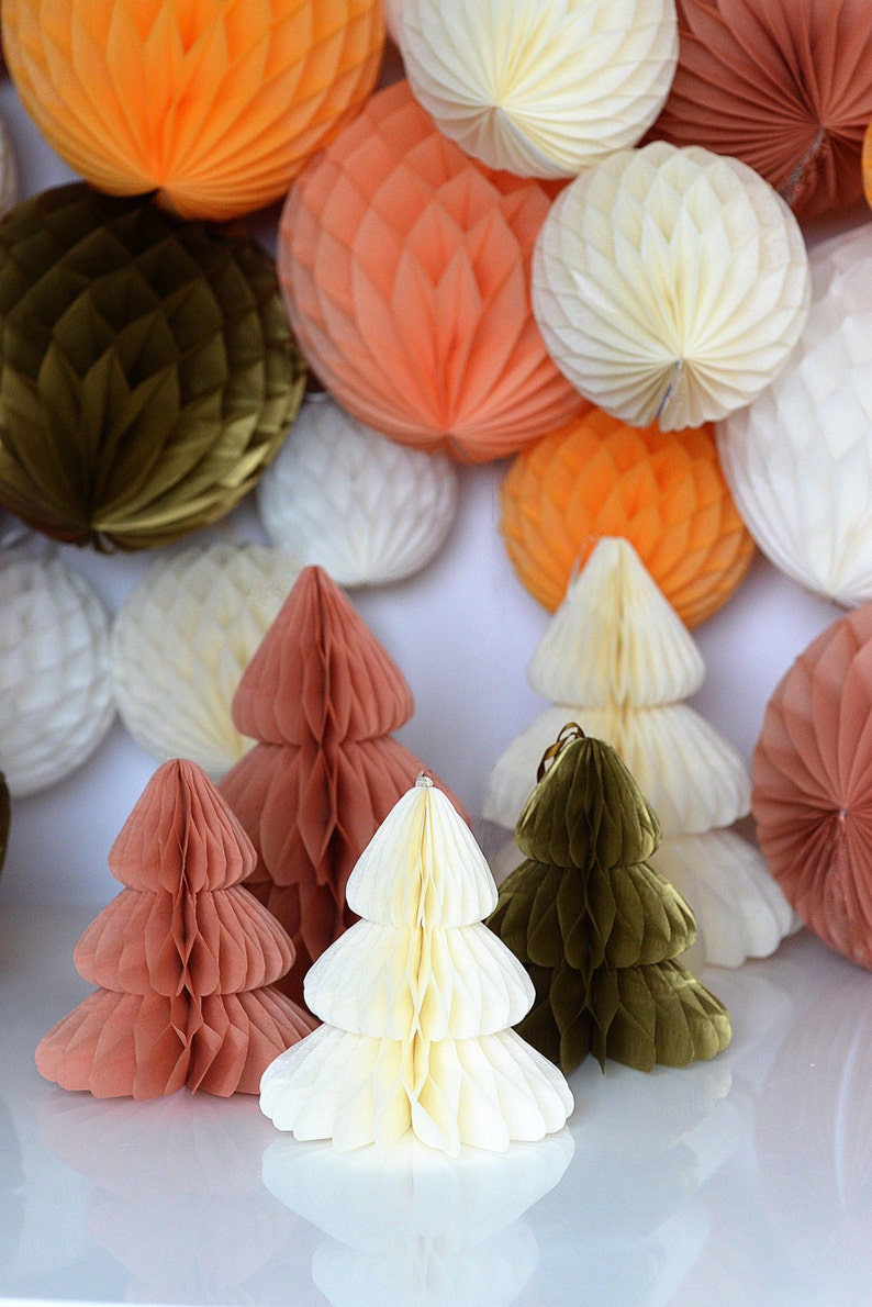 Paper Christmas tree honeycomb decoration / custom color / hanging decoration / christmas decor / party / room / holiday decor / backdrop image 1