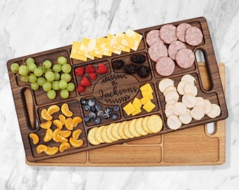 Charcuterie Board Personalized, Wedding Gift, Snack Tray with Handle, Family Name Engraved, Fruit Veggie Platter, Brunch Board, Couple Gift