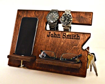 Valentines Gift, Personalized Gifts for Him, Wood Docking Station, Valentine's Day for Him, Charging Station, Boyfriend Gift, Mens Gift