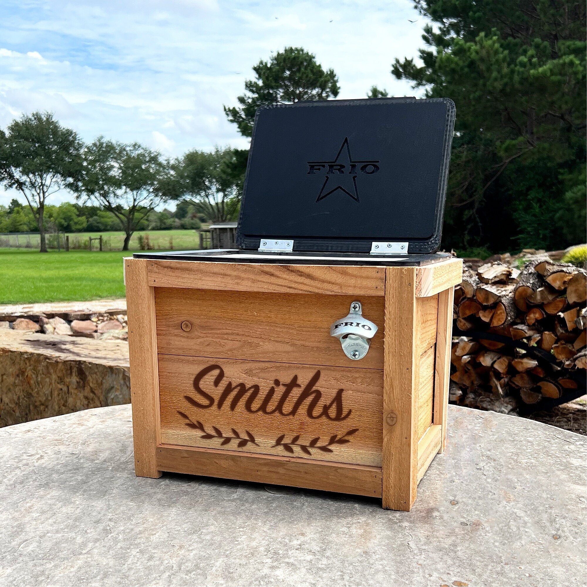 Wood ice hotsell chest cooler