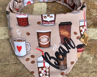 prezent dla zwierzaka spersonalizowana bandana dla psa bandana do kawy prezent dla miłośnika kawy bandana dla kota nowy prezent dla psa bandana urodzinowa dla psa prezent na Dzień Matki prezent na lato