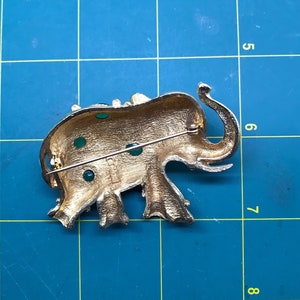 Vintage Capri olifant broche afbeelding 2