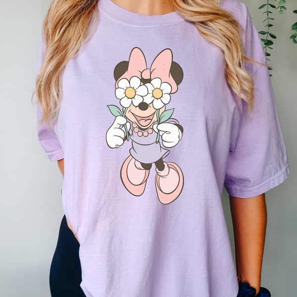 DISNEY Inspired MINNIE RELAXED T Shirt, Daisy Sunglasses Minnie Mouse Tee, Disney World T Shirt, Disneyland T Shirt