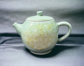 Sale - Speckle Green Small Handmade Chinese Teapot | 功夫茶壶，手作精品