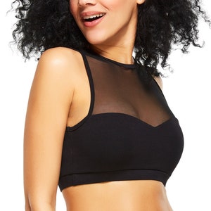 Star Bra Top Yoga Bra BLACK Woven Pattern Bra Top, Great for Yoga, Dance,  Movement, Supportive, Interlaces Strands Back 