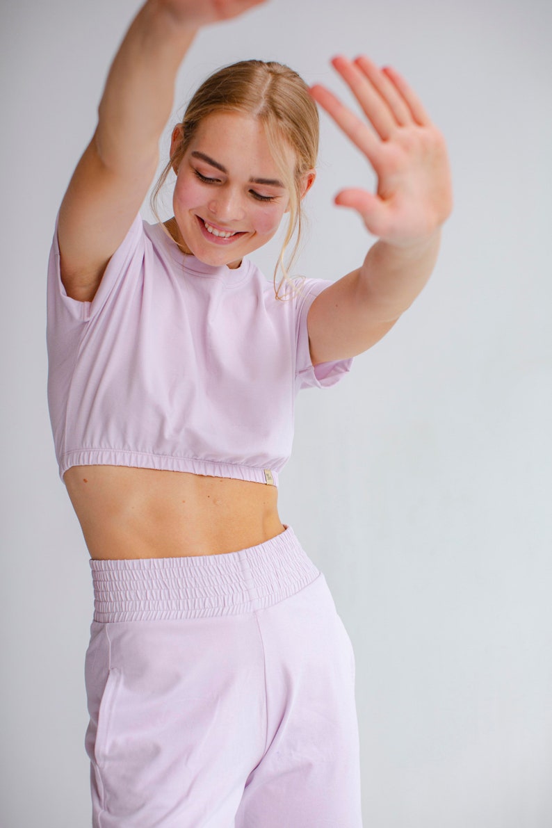 Lilac cotton crop top/ Women's cotton crop-top/ Cotton top/ Cotton yoga top/ Cotton sport crop top/ Lilac sport crop top for women image 9