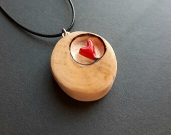 Holz Anhänger mit Herz. Kette Herz Anhänger. Holz Herz. Ketten Anhänger. Holzschmuck Damen. Liebe Geschenk Frau