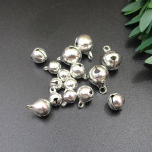 50 peças sinos de prata redondos banhados a cobre (de 6 mm a 12 mm), acessórios, suprimentos faça você mesmo, fabricação de joias-p1011-B