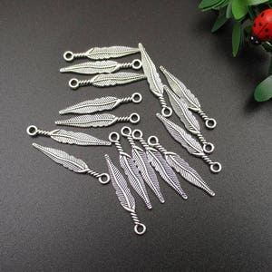 30Pcs 5x29mm Feather Charms Antique Silver Tone 2 Sided - p1154-B