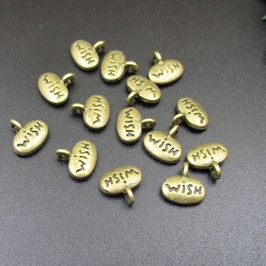20 dijes de letras de deseos de bronce de 10 x 10 mm, colgantes de deseos, de 2 caras - p1478-A