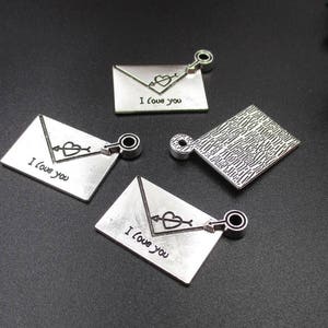 Sobres de plata amor encantos-p1851 de 10pcs 17x22mm