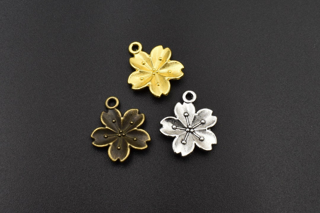 ★CARL YN★ Knit flower charm 3 colors J74341010 Carlyn Knit Flower Charm - 3 Colors