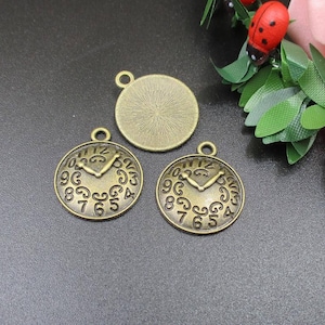 10Pcs 18x21mm Bronze Clock Charms-p1677