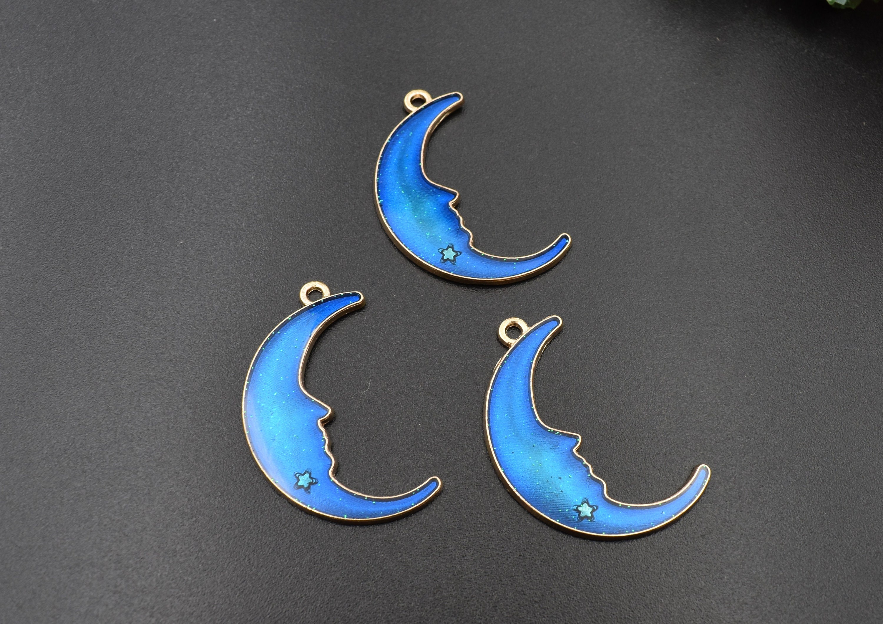 5pcs 33×20mm Blue Enamel Moon Charms-p2610 - Etsy