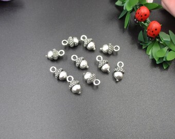 10 piezas de dijes de bellota 3D de 6 x 8 x 13 mm, tono plateado - p1391-B