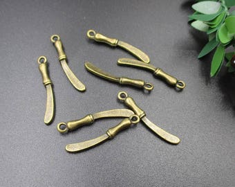 20Pcs 25x4mm Mini Bronze Knife Charms-p1863