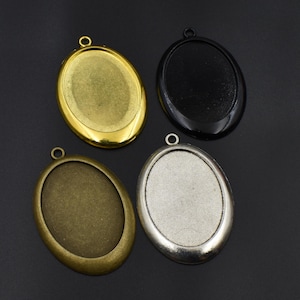 5 pendentifs à base de cabochon camée ovale 30 x 40 mm, 4 couleurs-b2081
