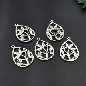 5Pcs 31x22mm Drop-Flower Charms,Antique Silver Tone-p2679