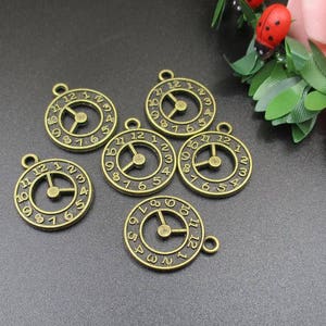 10Pcs 18x20mm Clock Charms, Antique Bronze Tone,2 Sided-p1493-A
