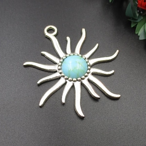 Finished Turquoise Bezel,Sun Charms,Necklace Pendant-B3016