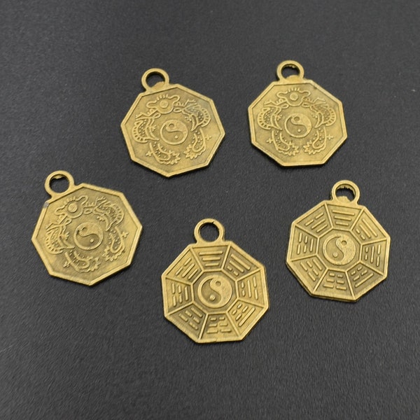 Ancient Coins 16x13mm Taoism Eight Diagrams Charms-p2604