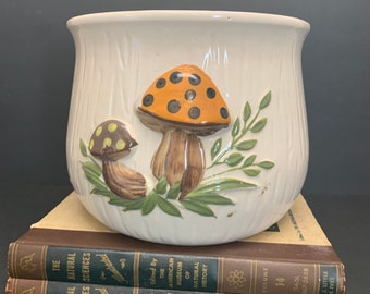 Vintage Merry Mushroom Ceramic Planter Pot Garden Patio Flowers