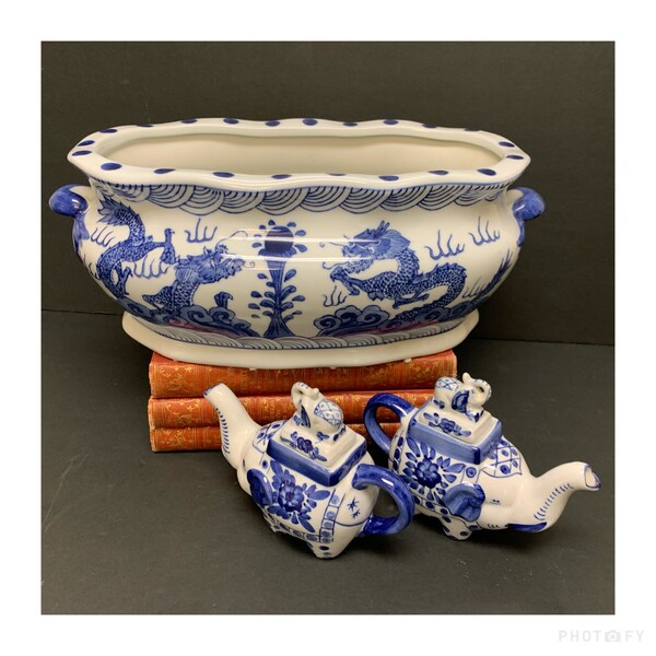 Large Blue Chinoiserie Pots Etsy