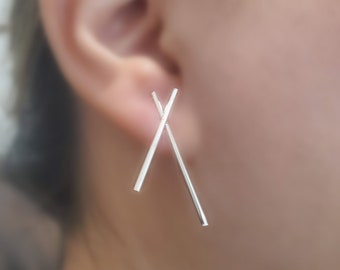 Boucles d'oreilles en argent sterling entrecroisées en forme de X, clous d'oreilles minimalistes, bijoux d'oreille en argent délicat, ligne minimale en argent sterling
