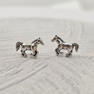 Silver Horse Stud Earrings 925 Sterling Silver | Horse Earrings Stud Earring Earrings Pony Gifts Earrings for Girls Studs Minimalist