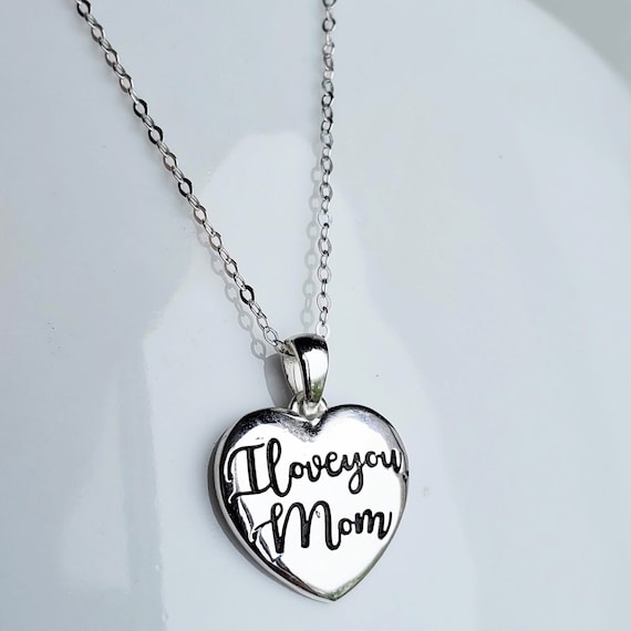 Mothers day silver necklace deals