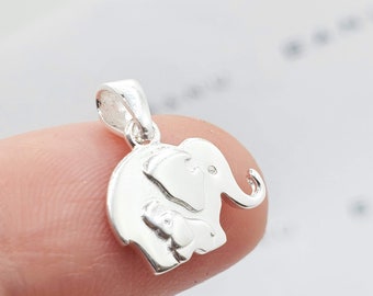 925 Sterling Silver Mother and Child Elephant Pendant Necklace 925 Sterling Silver Layering Necklace Layered Animal Jewelry Gift Her