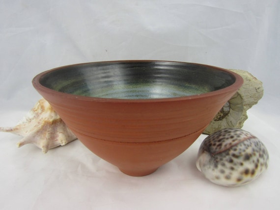 Studio Pottery Earthenware Bowl With Blue / Green Glazed Interior Hand  Crafted by Stanley Williams 