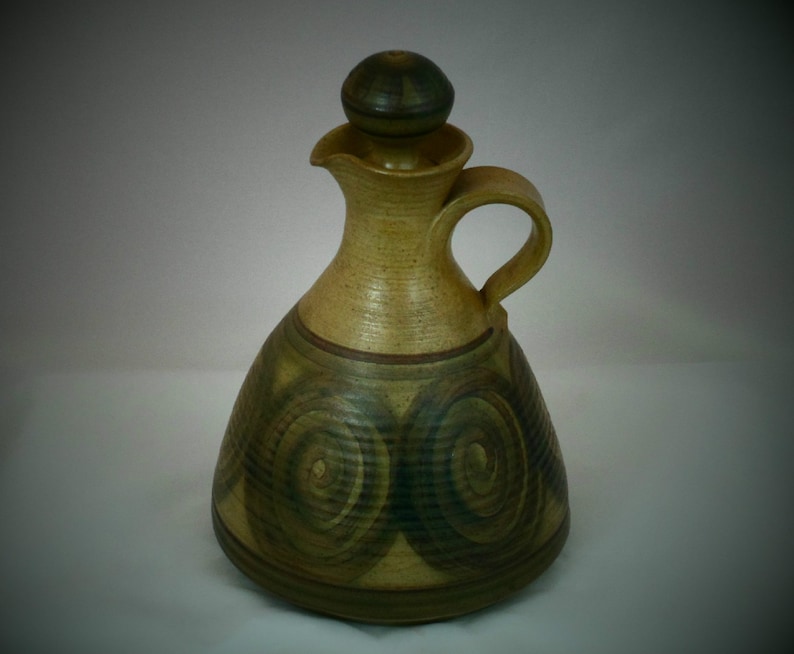 Pru Green Alvingham Pottery 1970s carafe / lidded jug. Etsy