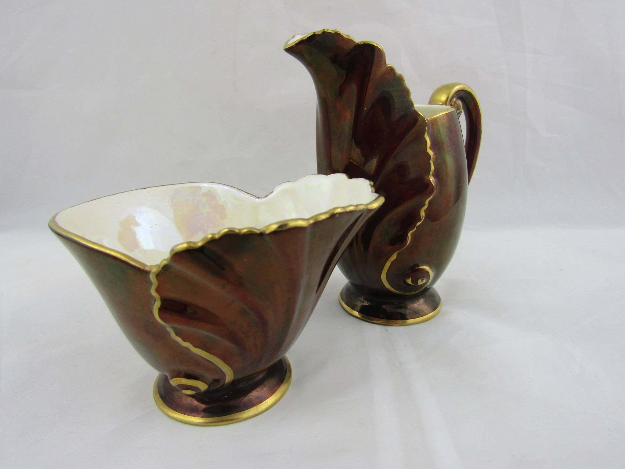◎イギリス名窯 1930年代 CARLTON WARE ワイン色 金彩蓋物◎b 工芸品