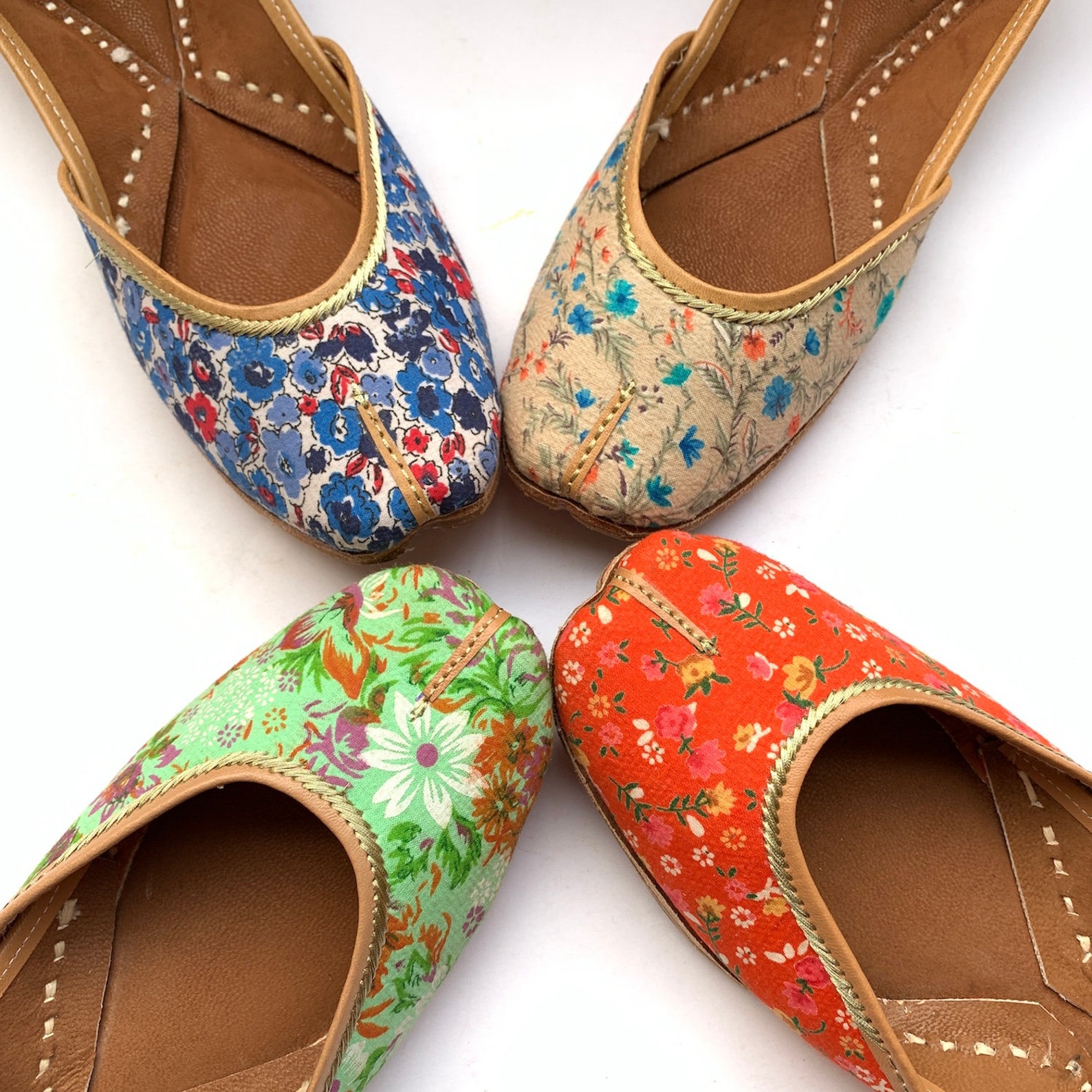 floral shoes for women, off white flat shoes, slip on shoes, indian shoes, ballet shoes, handmade designer shoes/juttis or mojar