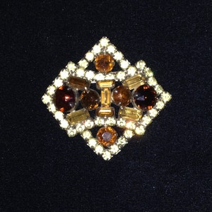 Rhinestone Vintage Brooch