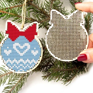 Christmas Bauble Cross Stitch, Christmas Cross Stitch Pendant, Christmas Wood Ornament, Wood Cross Stitch Blank, Christmas Fireplace Decor