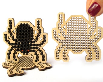 Spider Wood Cross Stitch, Halloween Cross Stitch Ornament, DIY Halloween Decorations Indoor, Spooky Cross Stitch, Spider Cross Stitch Blank