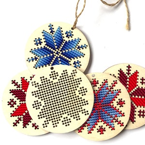 Christmas Bauble Wood Cross Stitch Blank, Christmas Cross Stitch Blank, Wooden Christmas Tree Decor, Cross Stitch Pendant, Wood Stitch Blank